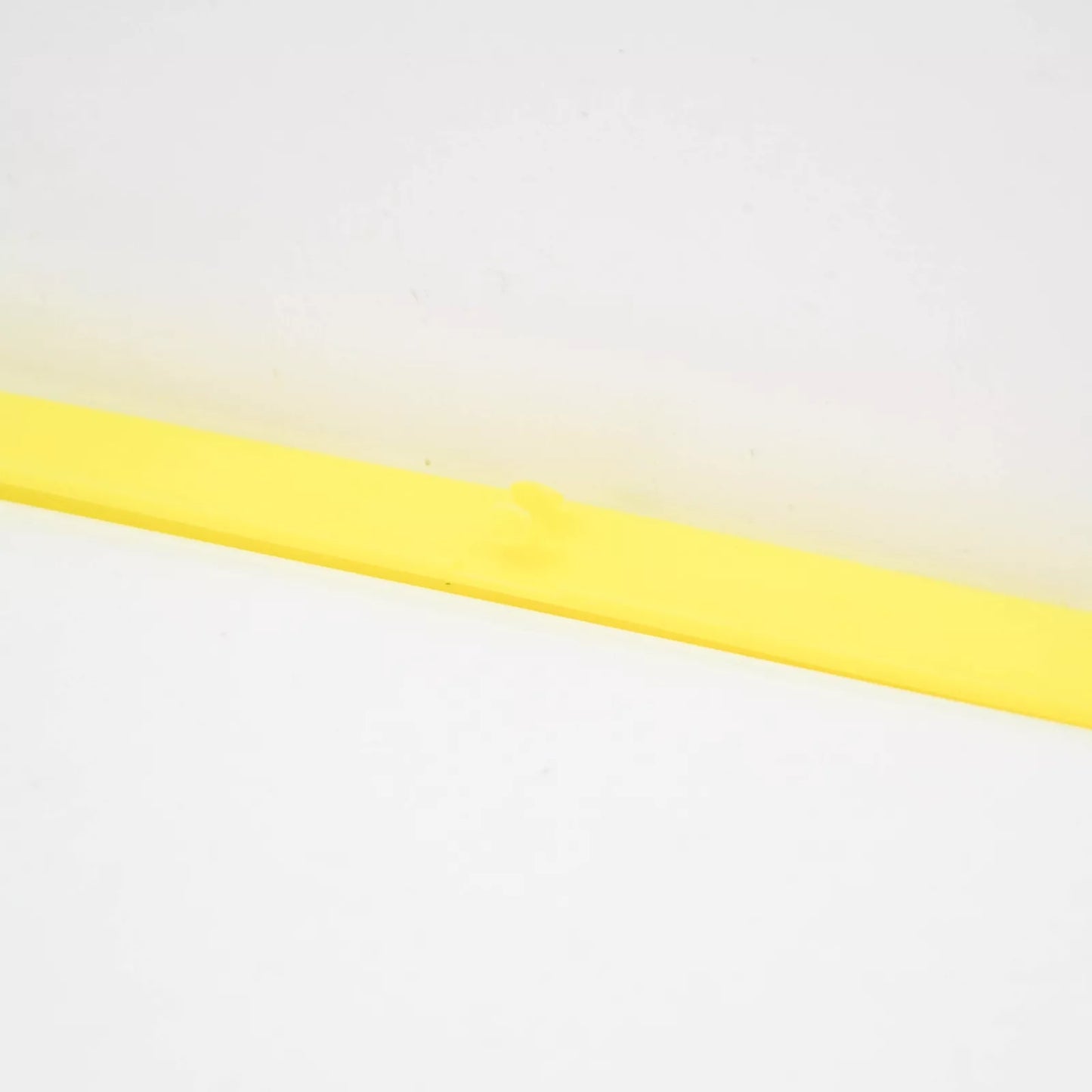 NEW MERCEDES-BENZ C CL203 FRONT RIGHT DOOR ENTRANCE RAIL A2037271235