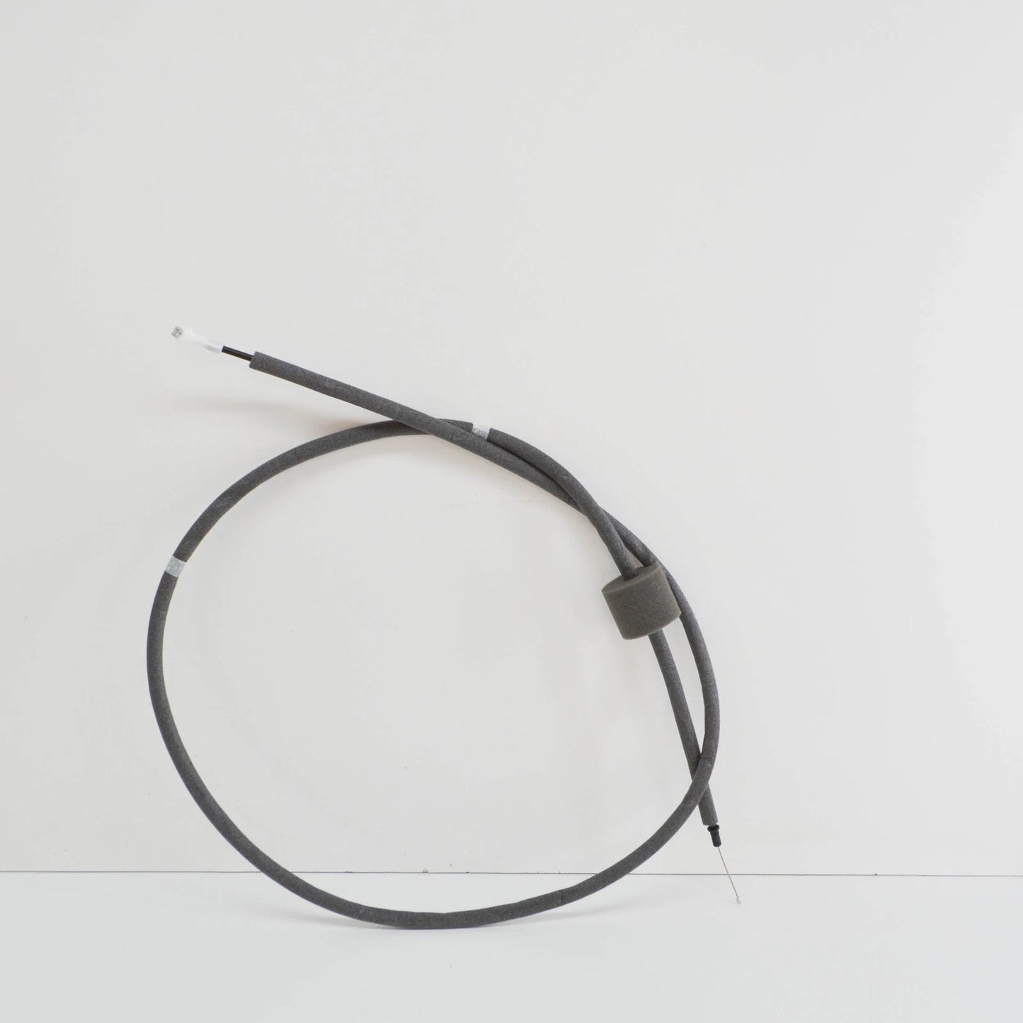 NEW MERCEDES BENZ SPRINTER 906 REAR SLIDING DOOR-CABLE A9067600100 ORIGINAL