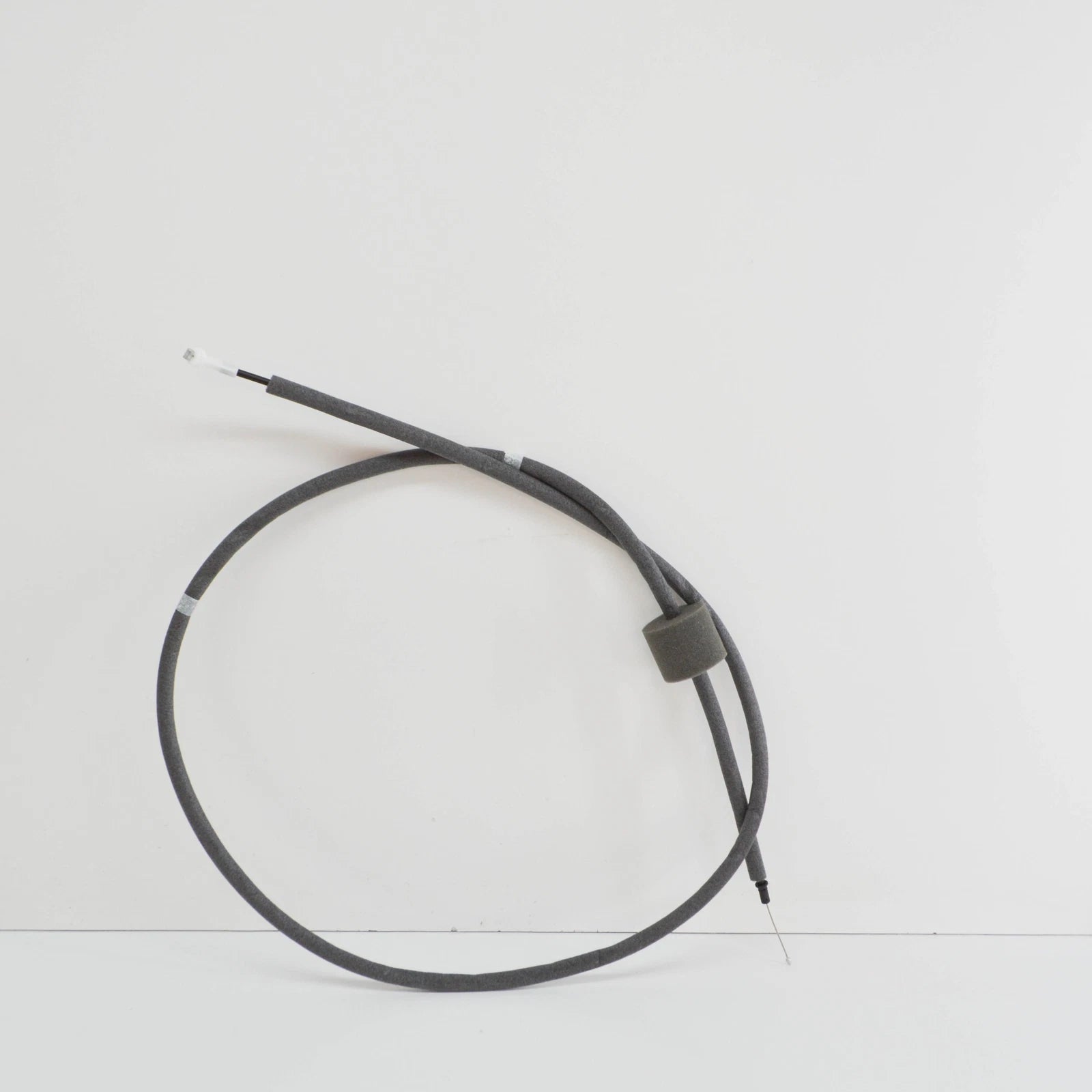 NEW MERCEDES BENZ SPRINTER 906 REAR SLIDING DOOR-CABLE A9067600100 ORIGINAL