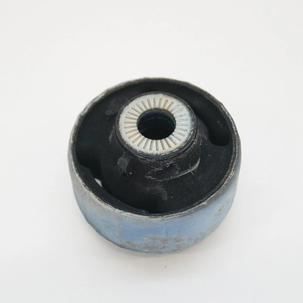 NEW VOLKSWAGEN GOLF MK7 SUSPENSION CONTROL ARM BUSHING 5Q0407183E ORIGINAL