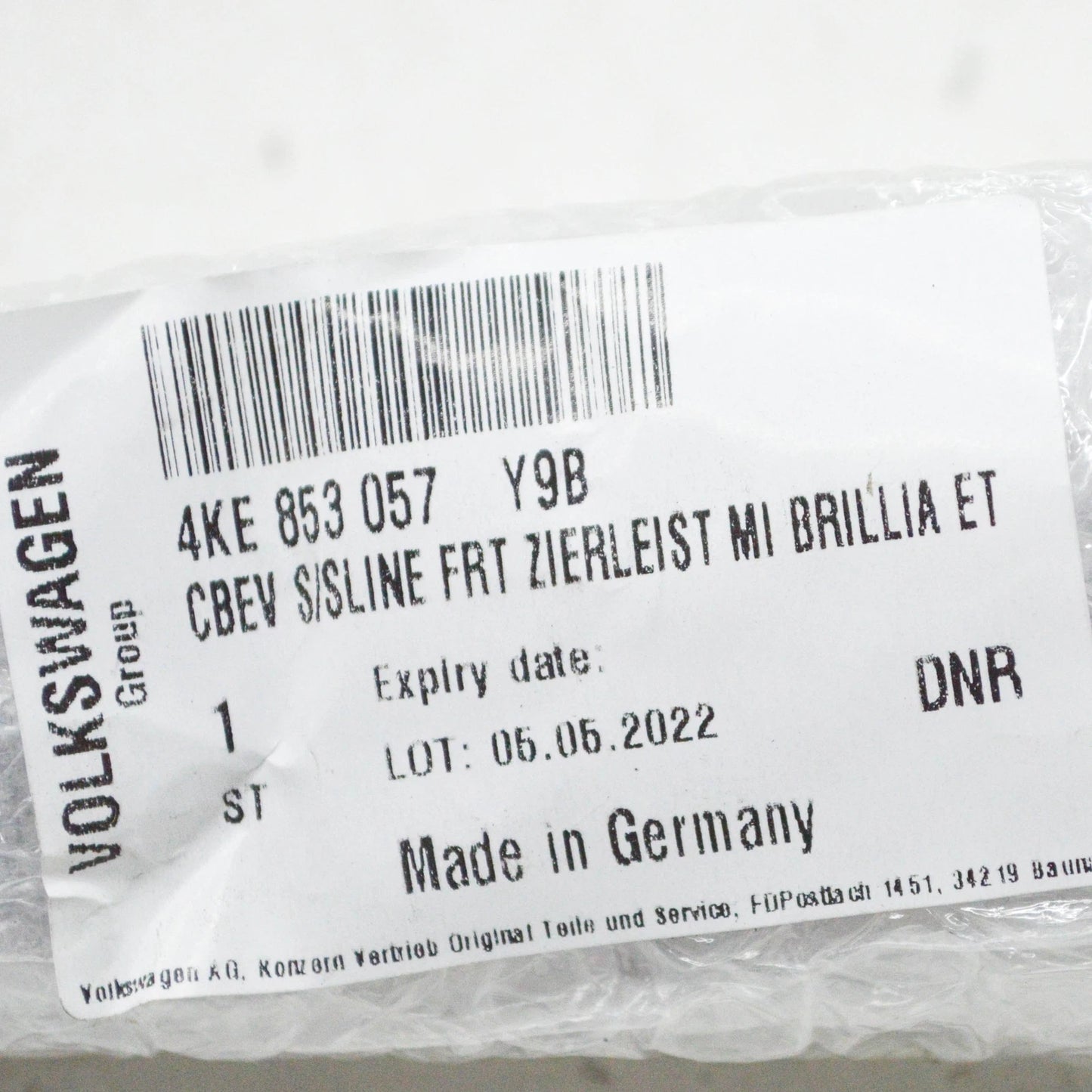 NEW AUDI E-TRON SPORTBACK FRONT BUMPER CENTER MOLDING TRIM 4KE853057Y9B