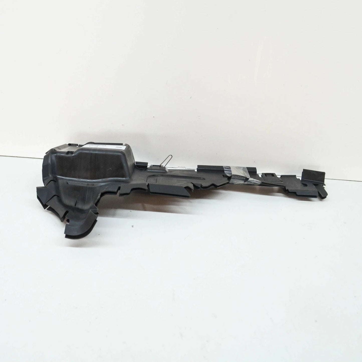 NEW AUDI Q7 4M LEFT RADIATOR SUPPORT BAFFLE 4M0121283DK ORIGINAL