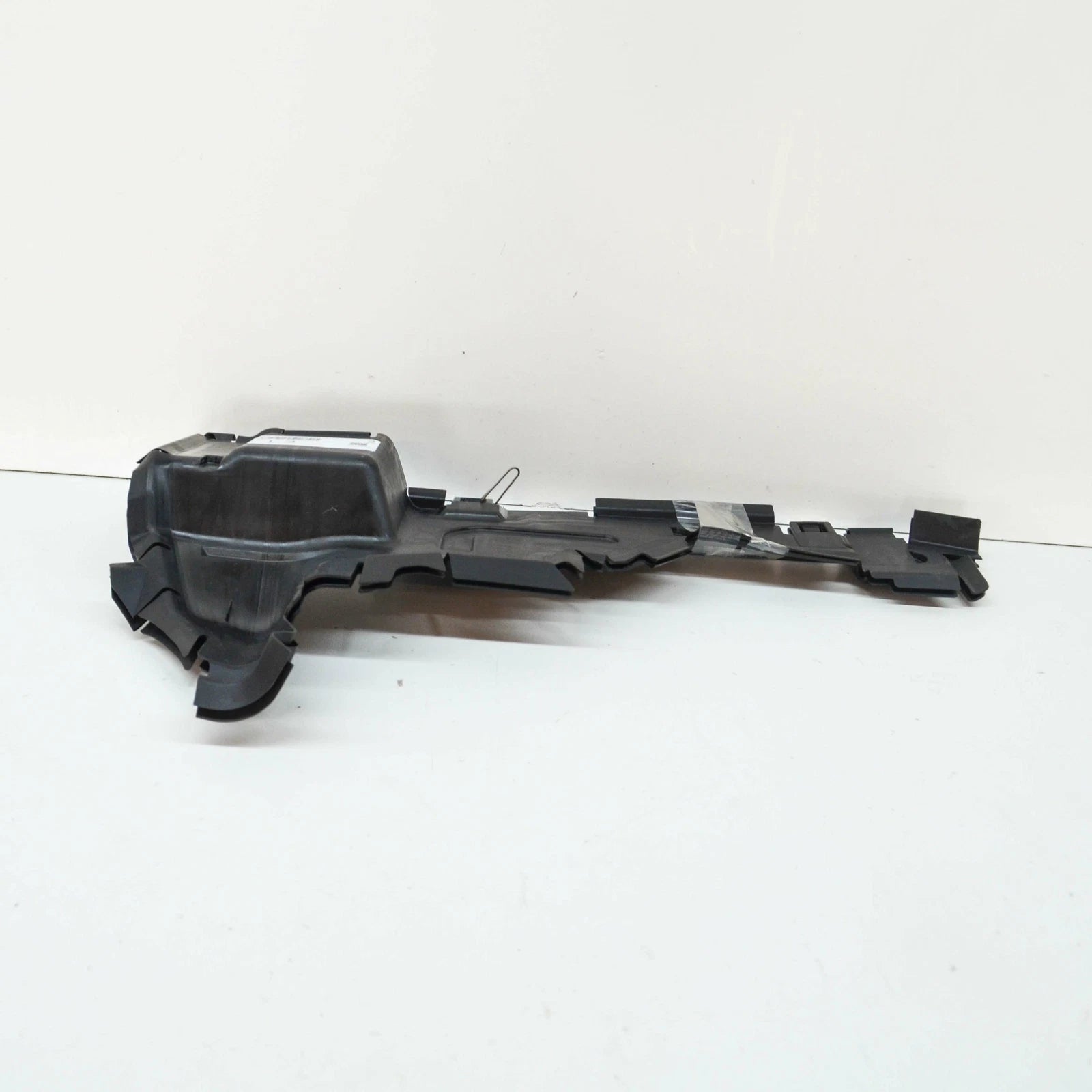 NEW AUDI Q7 4M LEFT RADIATOR SUPPORT BAFFLE 4M0121283DK ORIGINAL