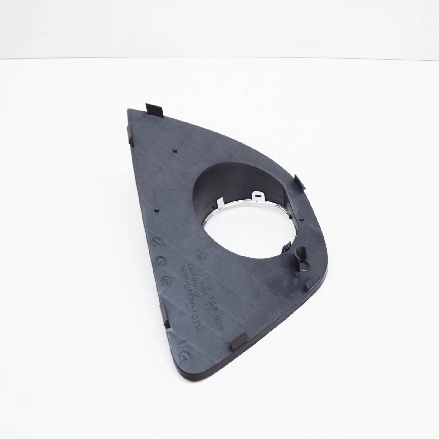 NEW BMW 3 COUPE E46 FRONT LEFT CHROME RING FOG LIGHT GRILLE 51117147527 ORIGINAL