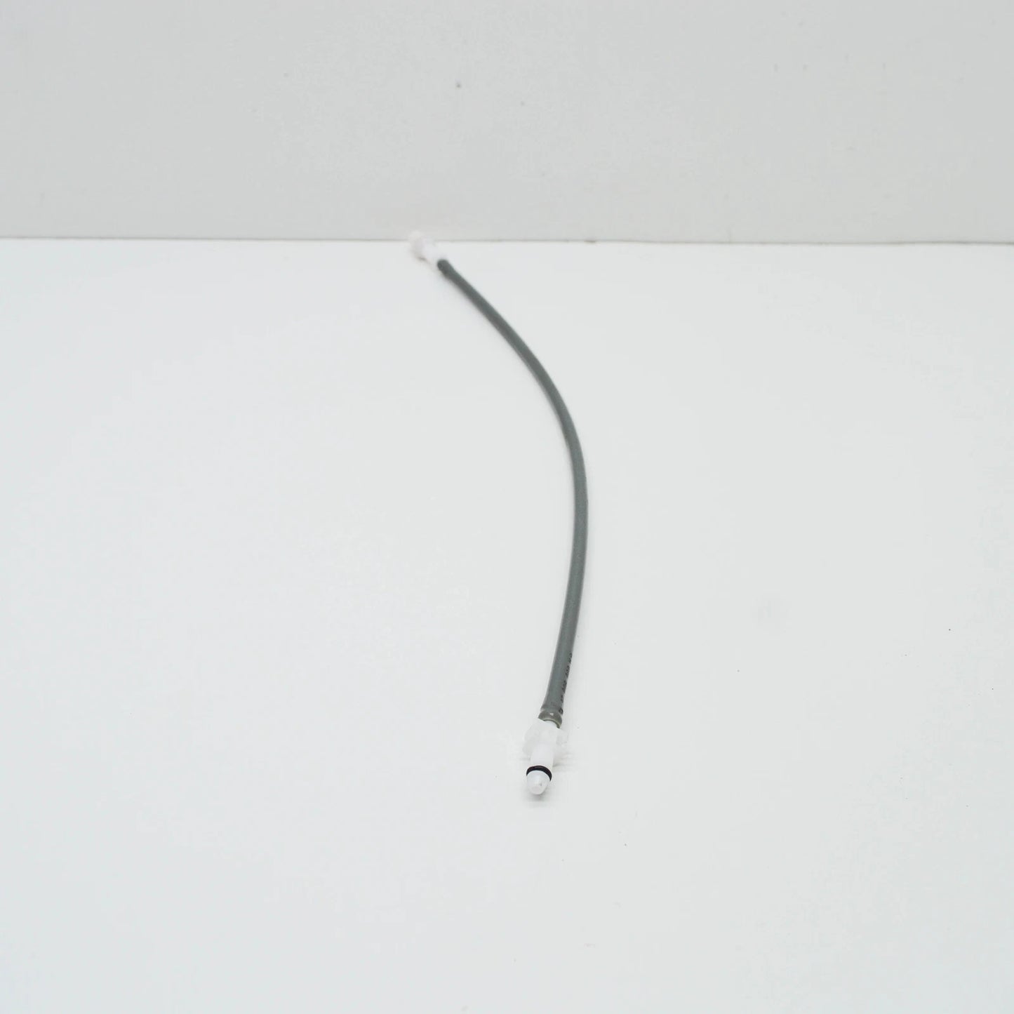 NEW MERCEDES-BENZ C W204 FRONT RIGHT SEAT CONNECT HOSE A0008002015 ORIGINAL