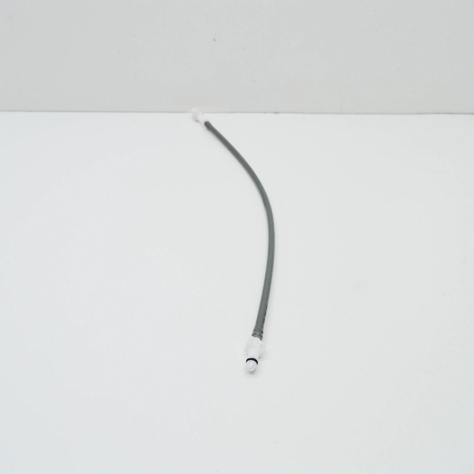 NEW MERCEDES-BENZ C W204 FRONT RIGHT SEAT CONNECT HOSE A0008002015 ORIGINAL