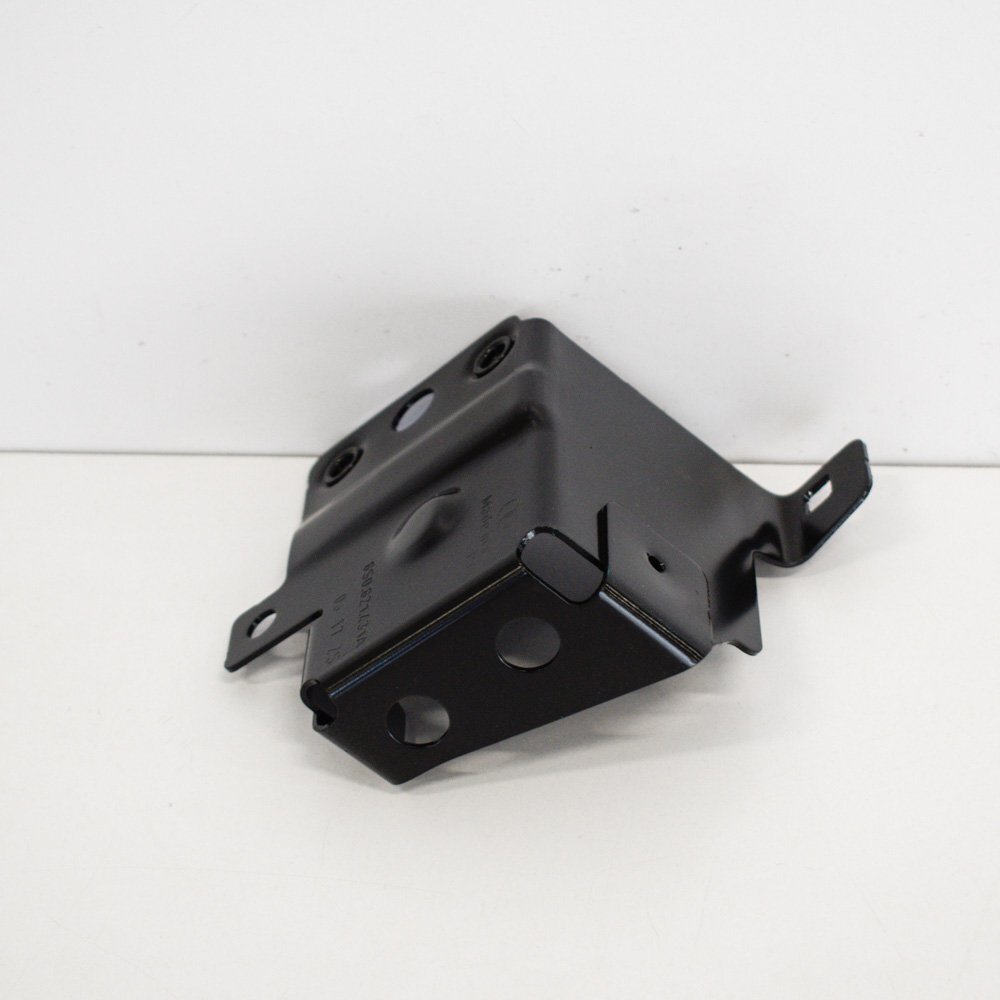 NEW AUDI TT FV 8S FRONT LEFT FENDER BRACKET 8S0821431A 2016 ORIGINAL