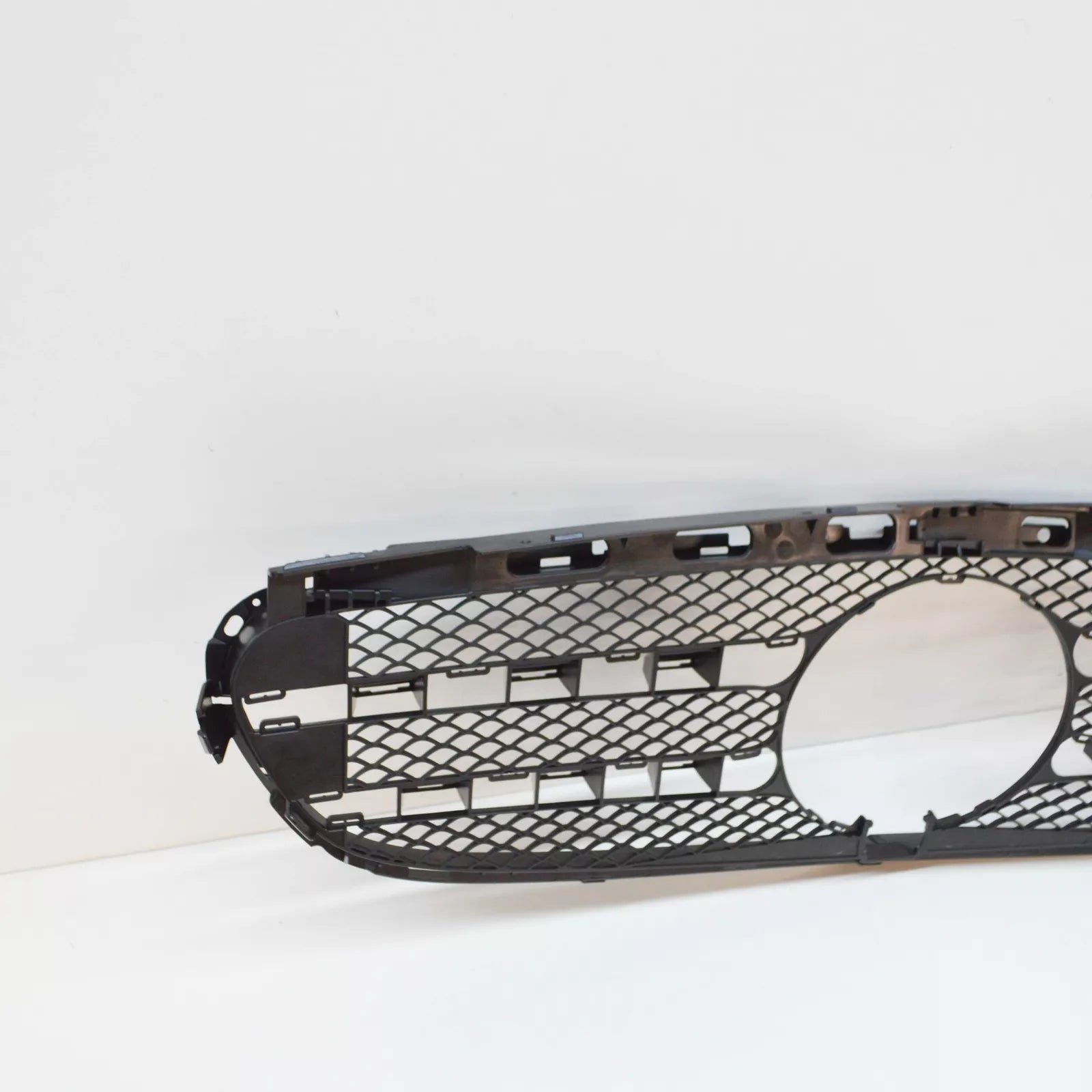 NEW MERCEDES-BENZ E-CLASS W212 FRONT RADIATOR GRILLE A2128851500 2015 ORIGINAL