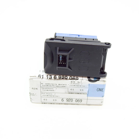 NEW BMW 5 E39 FRAME OBD SOCKET COVER 61136920069 6920069 ORIGINAL