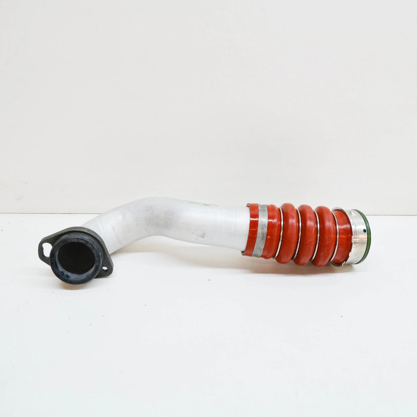 NEW BMW X5 E70 INTERCOOLER PIPE TURBO HOSE 11617823961 ORIGINAL