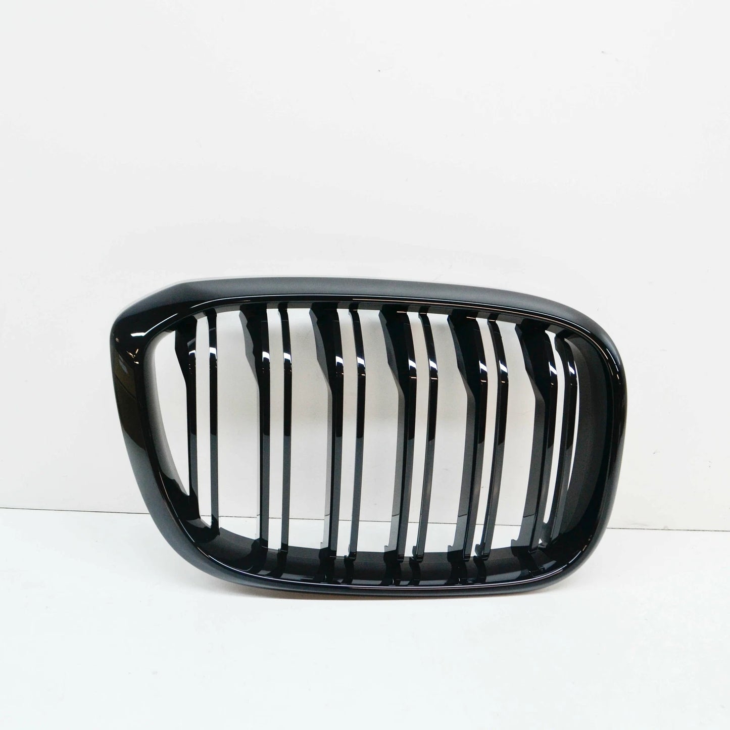 NEW BMW X3 G01, F97 FRONT RIGHT BUMPER GRILL 8098088 51118098088 ORIGINAL