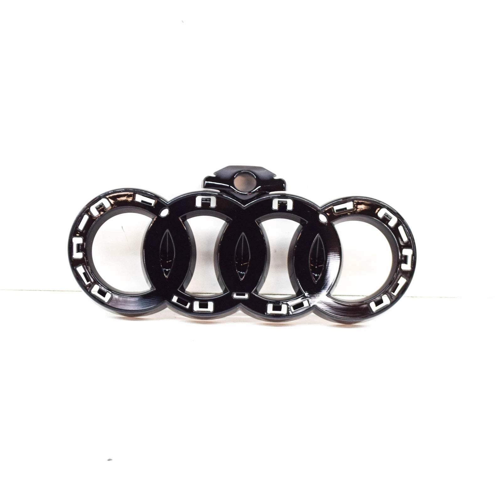 NEW AUDI RS7 4G8 FRONT RADIATOR GRILLE LOGO BRACKET 4G8853391AT94