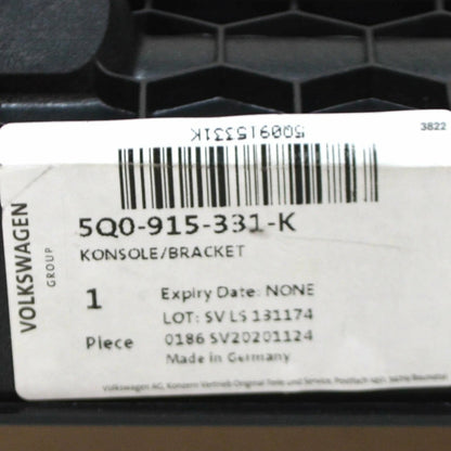 NEW VOLKSWAGEN PASSAT B8 3G BATTERY PAD 5Q0915331K 2015