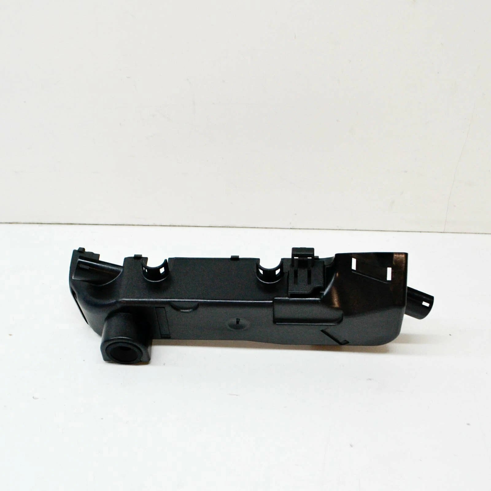 NEW AUDI Q5 80A FRONT BUMPER WIRE CABLE GUIDE 06M971821 ORIGINAL