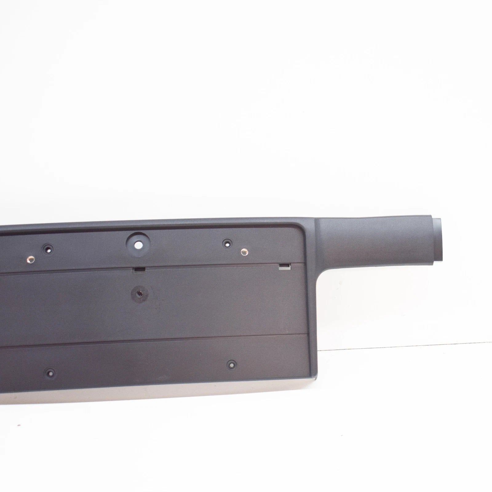 NEW BMW 3 E36 FRONT LICENSE NUMBER PLATE 51118165148 8165148 ORIGINAL