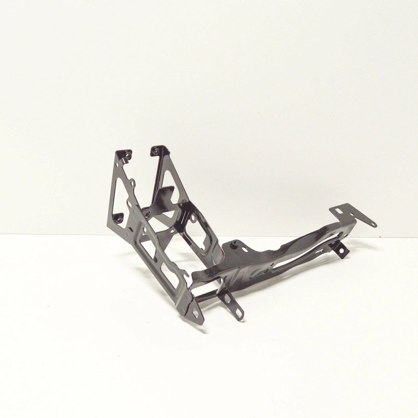 NEW BMW 3 F30 RIGHT SIDE HEADLIGHT BRACKET 51647245792 7245792 ORIGINAL