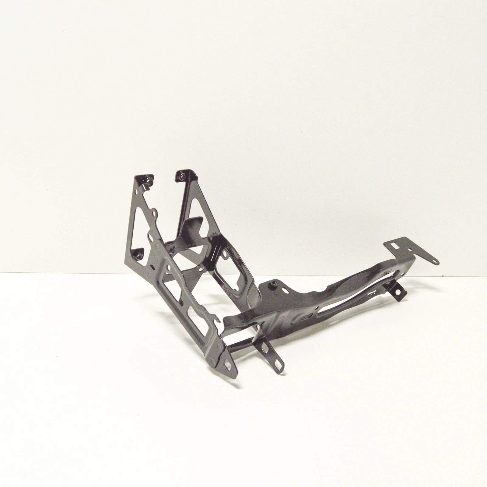 NEW BMW 3 F30 RIGHT SIDE HEADLIGHT BRACKET 51647245792 7245792 ORIGINAL