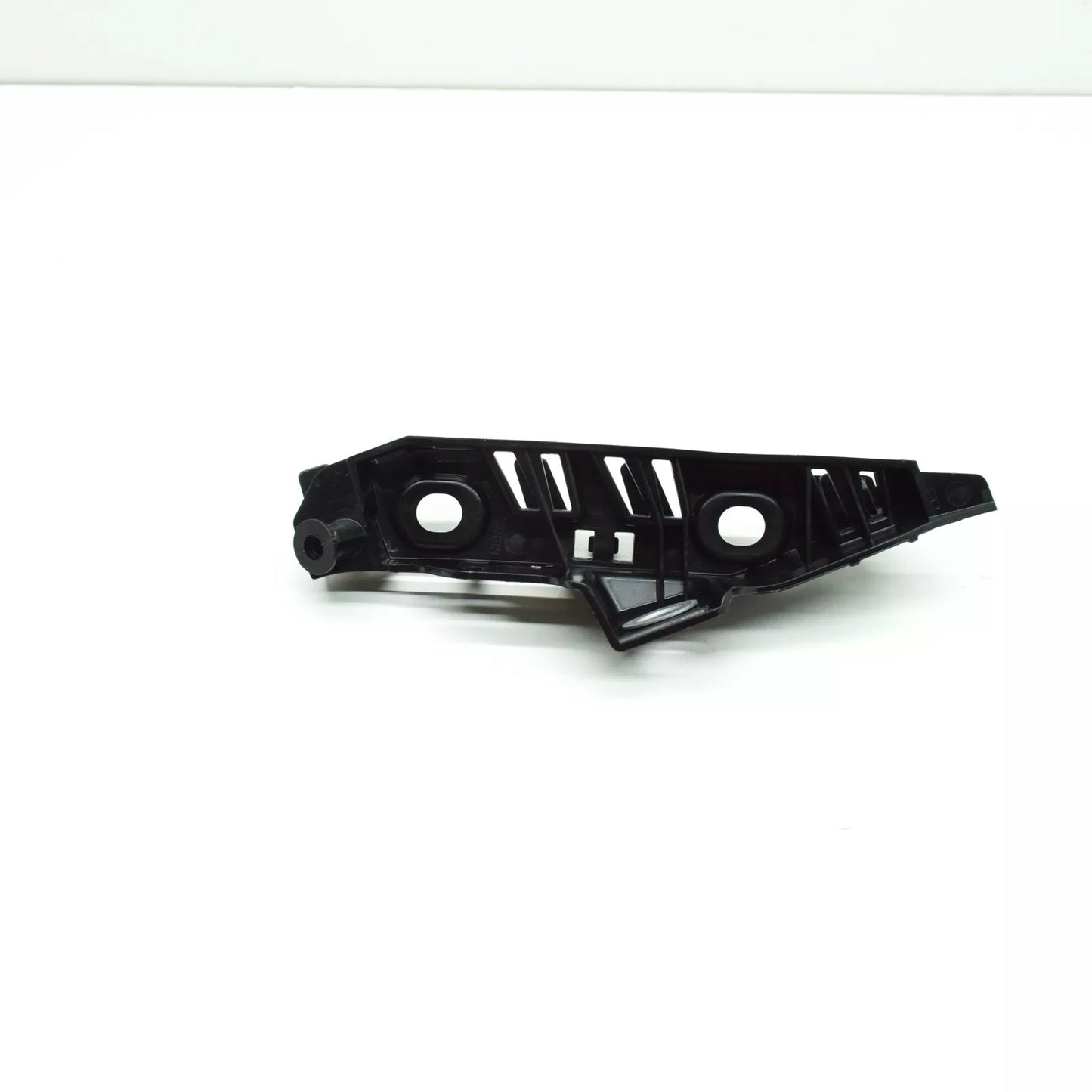 NEW VOLKSWAGEN PASSAT B8 FRONT BUMPER RIGHT GUIDE PROFILE 3G0807050