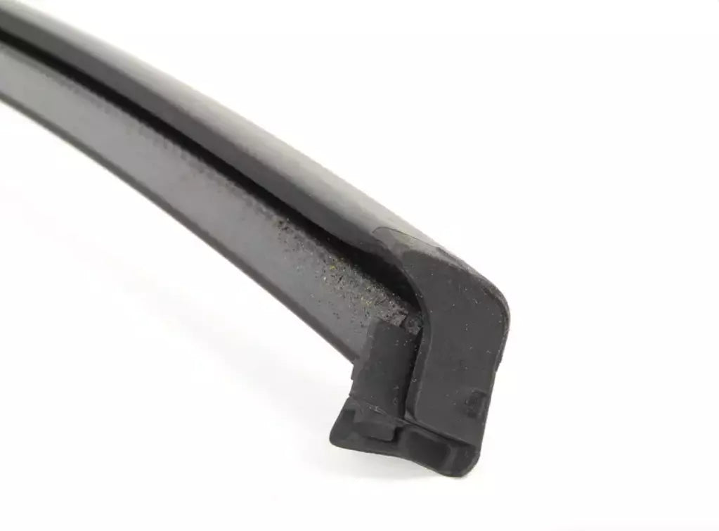 NEW BMW 3 E46 REAR LEFT DOOR WINDOW GUIDE 51348266125 8266125 ORIGINAL