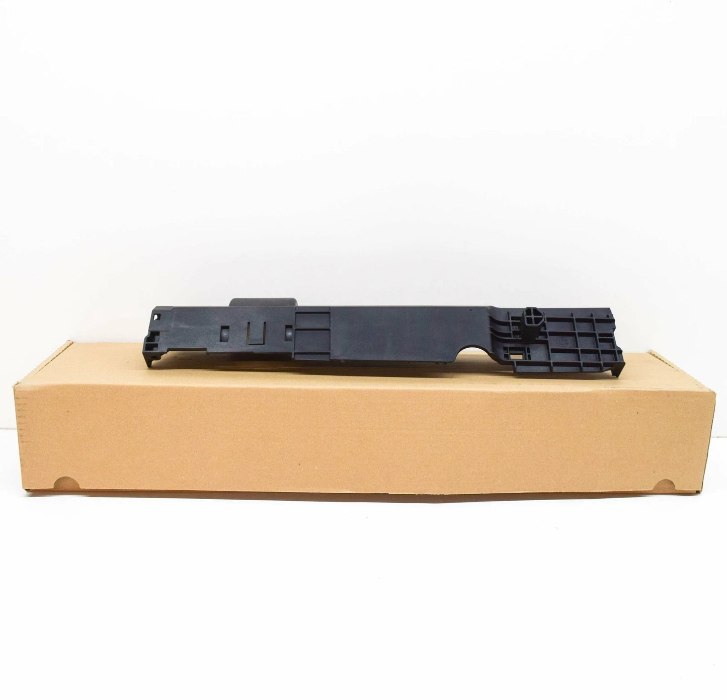 NEW BMW 3 F30 RIGHT RADIATOR MOUNT 17119487034 1487034