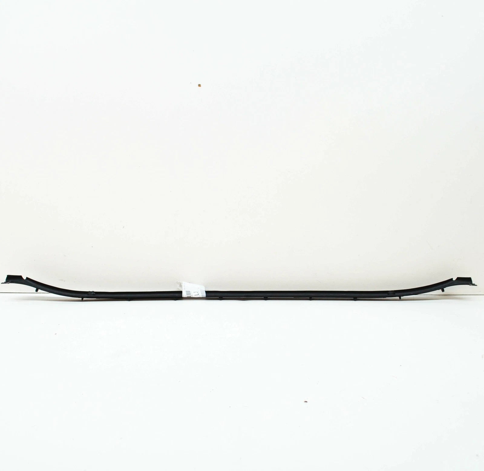 NEW AUDI Q2 GA FRONT BONNET HOOD ENGINE CENTER RUBBER SEAL 81A823124 ORIGINAL