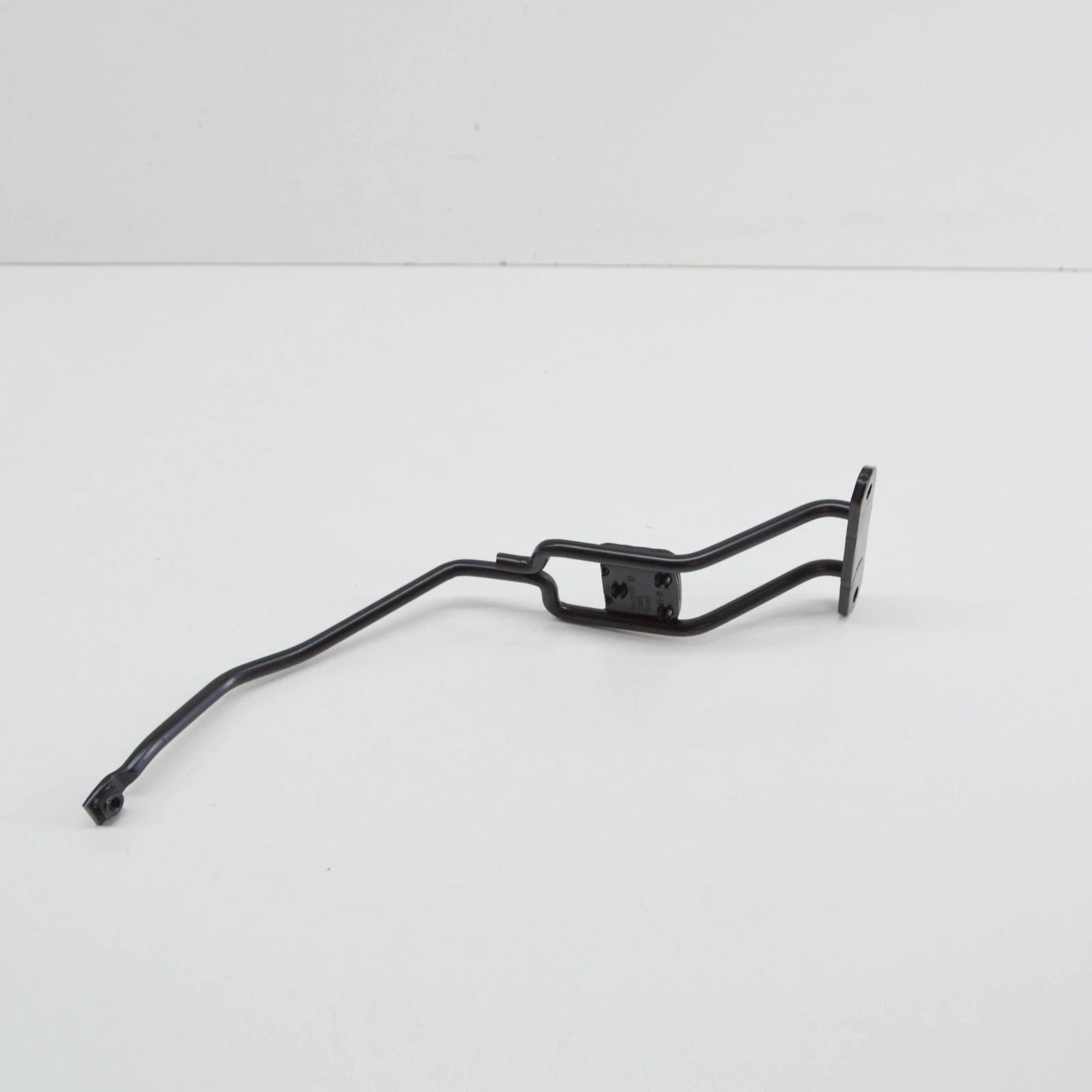 NEW BMW X1 E84 RADIATOR CORE SUPPORT LOCK CATCH BRACE 51642990177 ORIGINAL