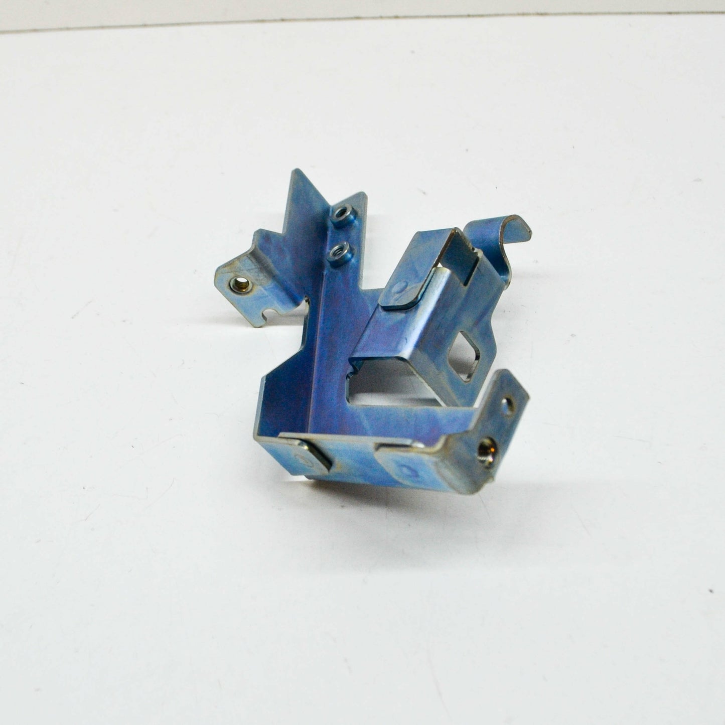 NEW MB C W205 FRONT RIGHT ACCELERATION SENSOR BRACKET A2056206400 ORIGINAL