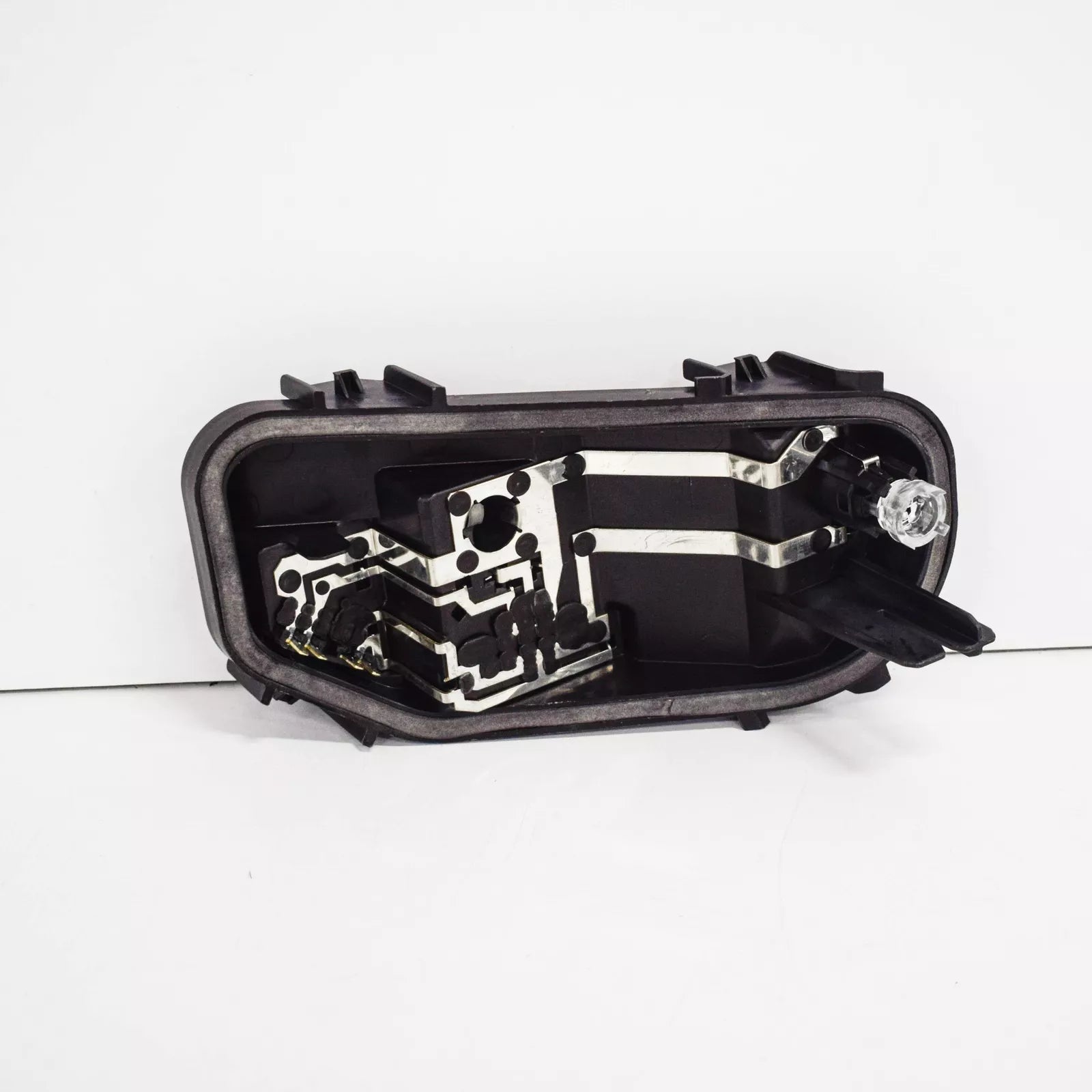 NEW AUDI A6 REAR LEFT TAILLIGHT BULB SOCKET 4F5945221D