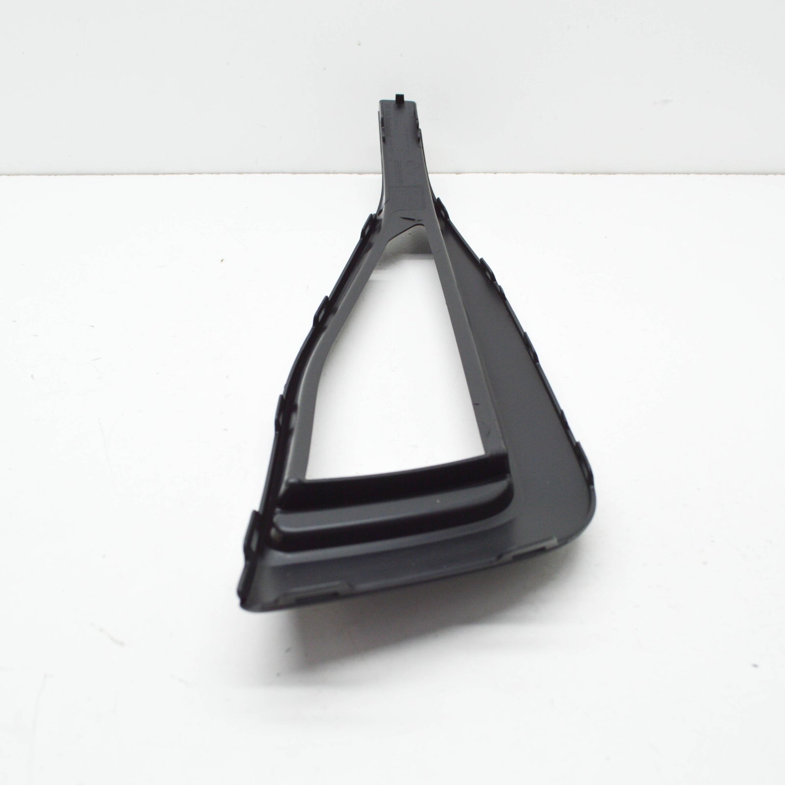 NEW VOLKSWAGEN PASSAT B8 FRONT RIGHT GRILL 3G0853666K9B9 2016 ORIGINAL