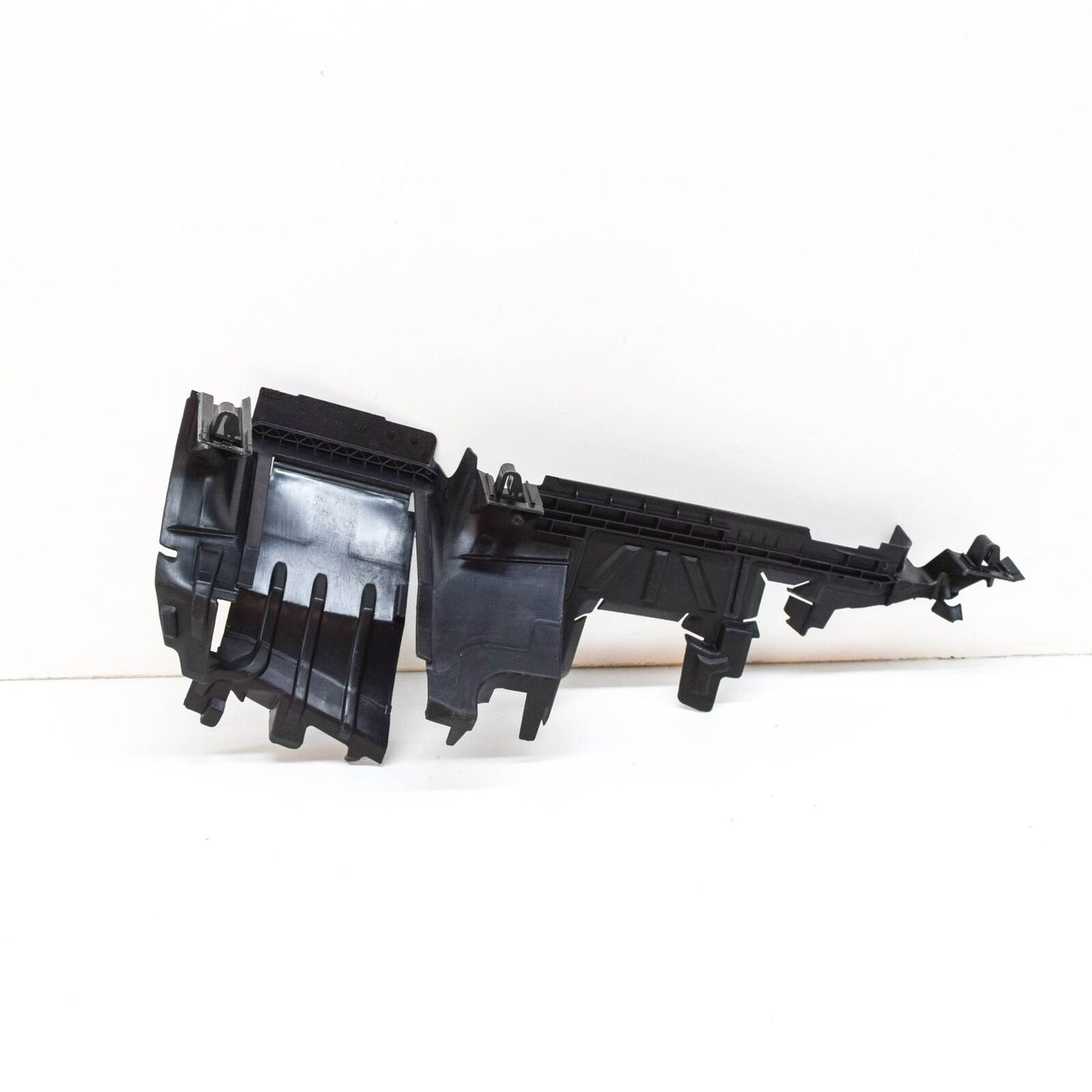 NEW VW GOLF 5G ALLTRACK FRONT RADIATOR SUPPORT RIGHT AIR GUIDE DUCT 5G0121284F