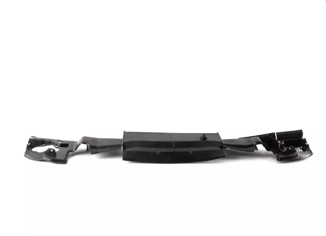 NEW BMW 5 E60 AIR DUCT BOTTOM 51717905332 7905332 ORIGINAL