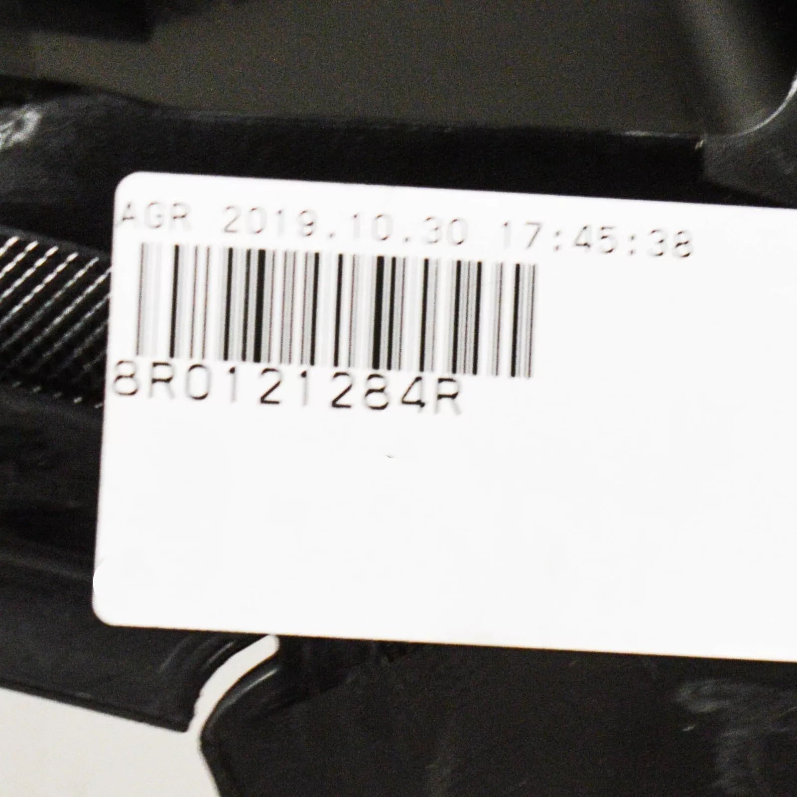 NEW AUDI Q5 8R RIGHT AIR GUIDE 8R0121284R ORIGINAL