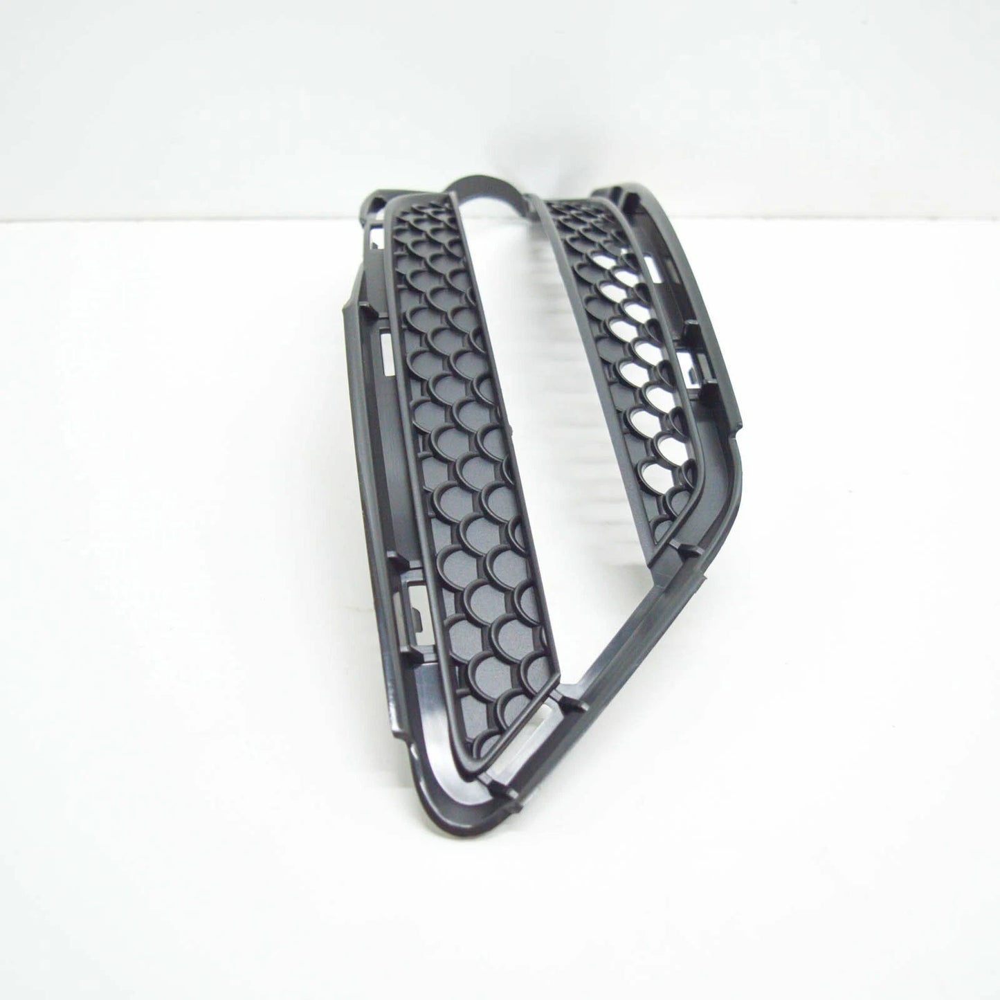 NEW MERCEDES-BENZ S-CLASS W221 FRONT BUMPER LEFT GRILLE A2218851553 2011