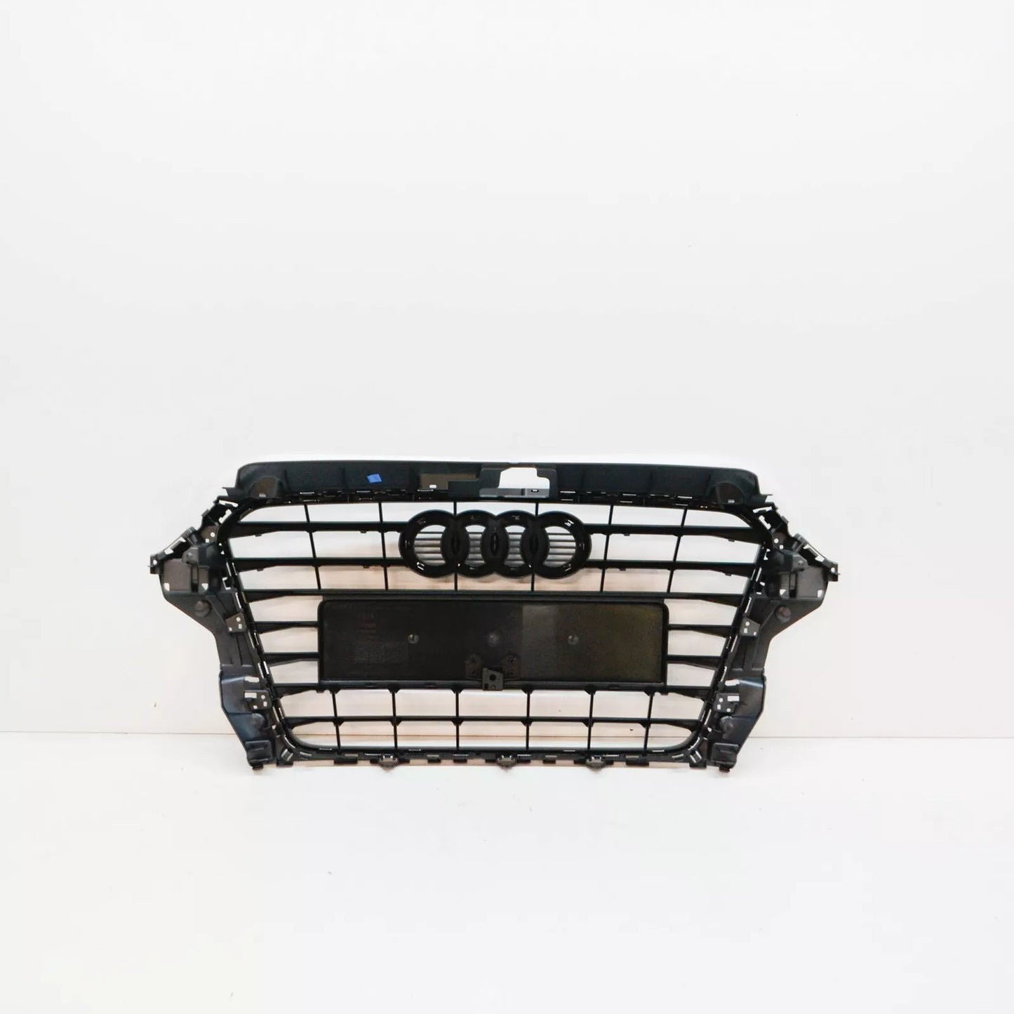 NEW AUDI A3 SPORTBACK 8V FRONT RADIATOR GRILLE 8V38536511QP