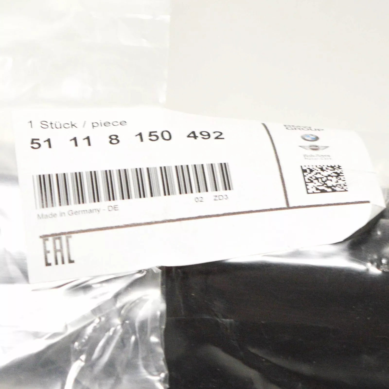 NEW BMW E38 SEDAN NUMBER PLATE STRIP 8150492 51118150492 ORIGINAL