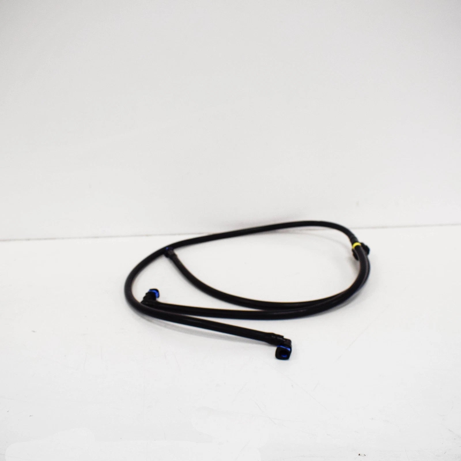 NEW BMW 1 E88 FRONT HEADLIGHT WASHER HOSE LINE 61677179469 ORIGINAL