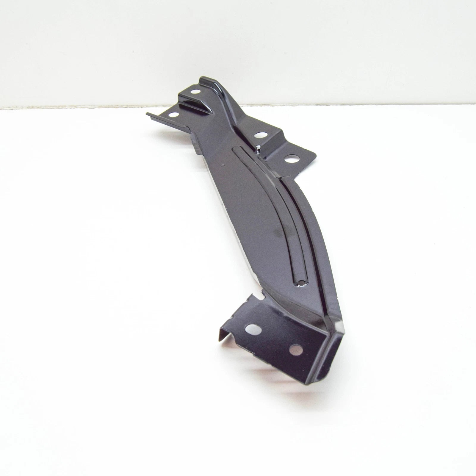 NEW VOLKSWAGEN TAOS RIGHT UPPER RADIATOR BRACE 2GJ805932A ORIGINAL