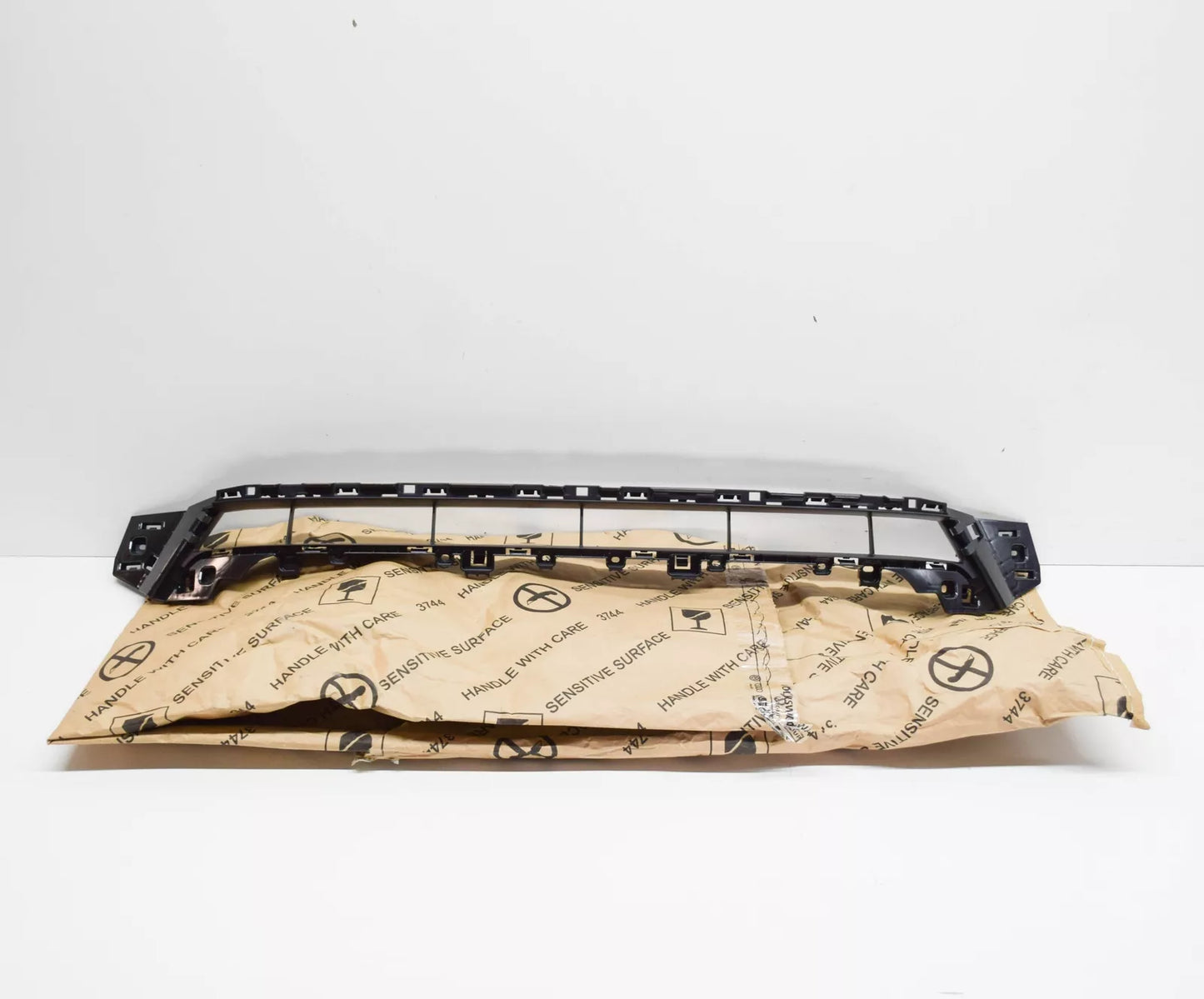 NEW AUDI A1 SPORTBACK GB FRONT BUMPER LOWER GRILLE 82A807683A9B9 ORIGINAL