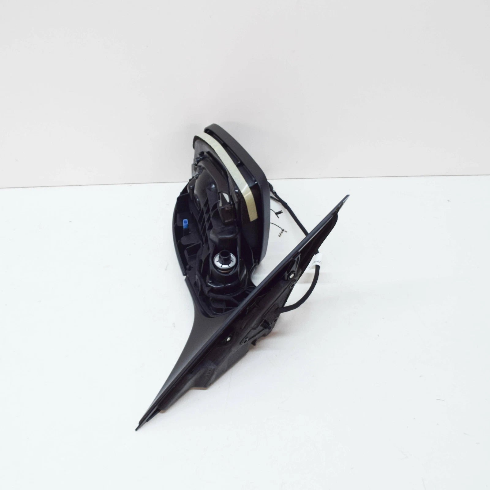 NEW MERCEDES-BENZ C W204 FRONT RIGHT DOOR MIRROR FRAME A2048100276