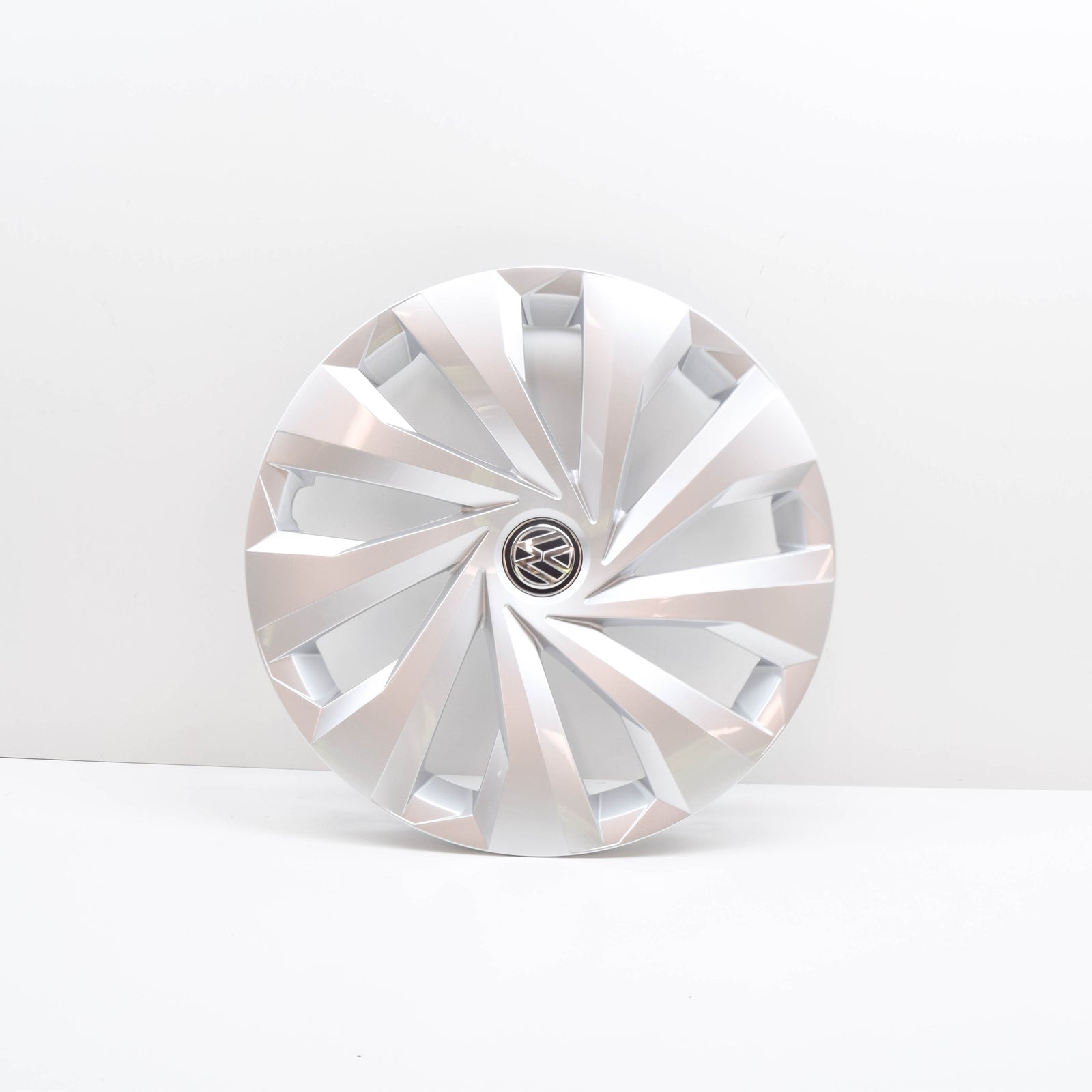 new vw polo mk6 aw wheel hub cover cap 15" 2g0601147ayti original