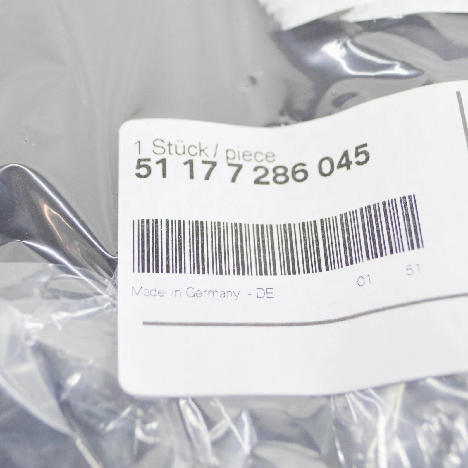 NEW BMW 2 COUPE F22, F87 FUEL TANK FLAP 51177286045 7286045 ORIGINAL