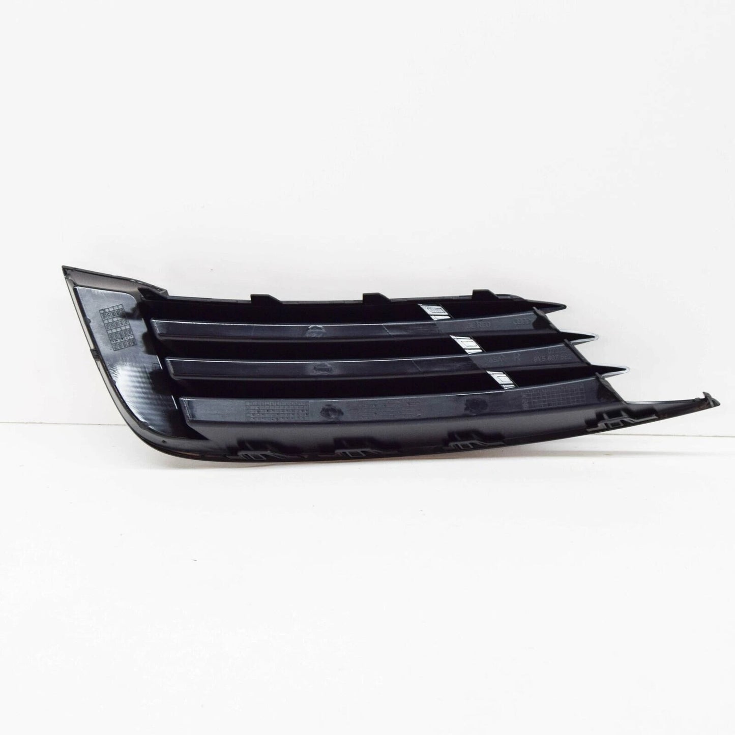 NEW AUDI A3 8V FRONT BUMPER LOWER RIGHT SIDE GRILLE 8V58076829B9 GENUINE / OEM