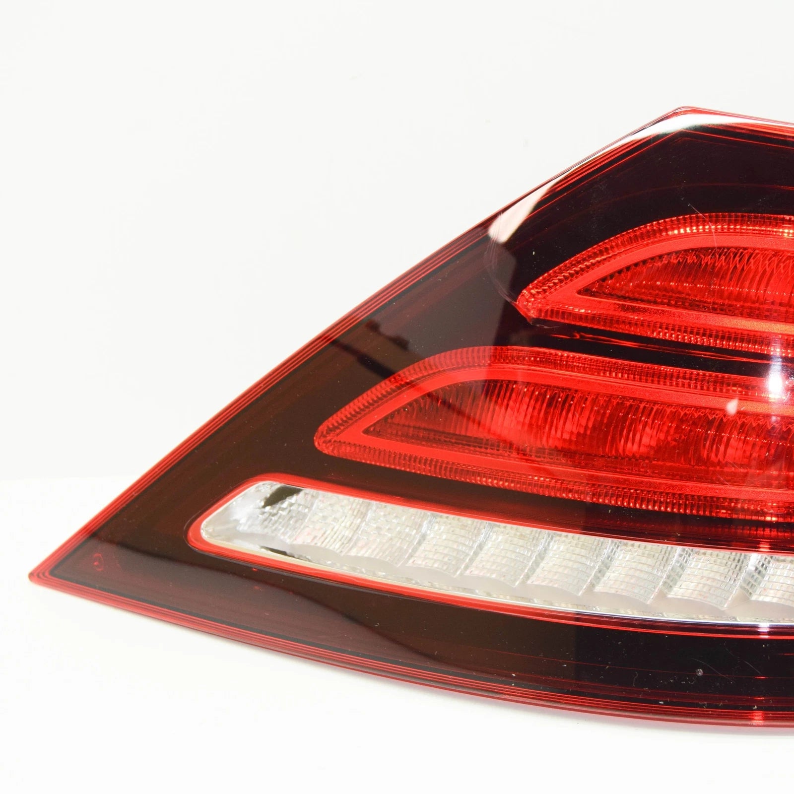 NEW MERCEDES-BENZ SLK R172 REAR RIGHT TAILLIGHT A1729066500 ORIGINAL