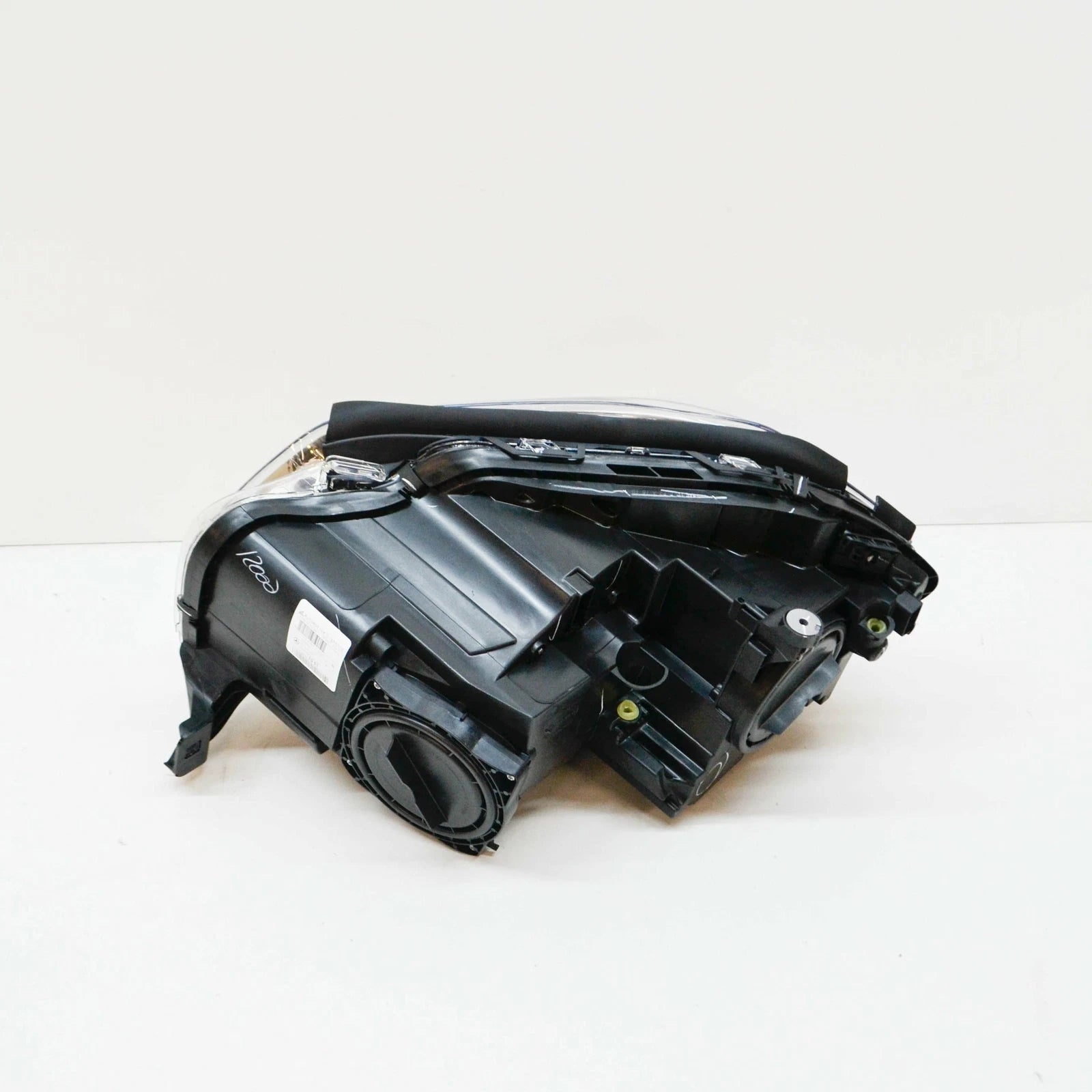 NEW MERCEDES-BENZ GL-CLASS X166 RIGHT HEADLIGHT HALOGEN LHD A1668207061