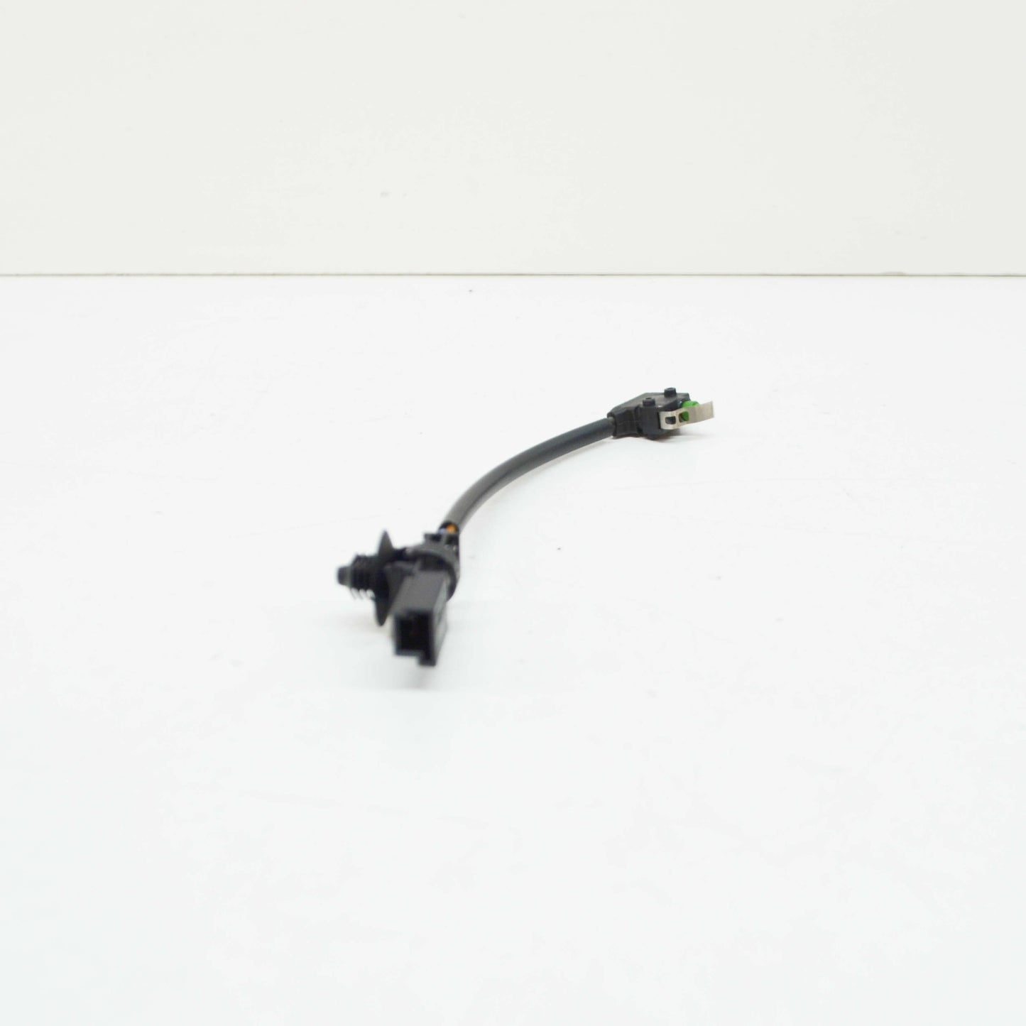 NEW MERCEDES-BENZ E COVERTIBLE A207 FOLDING TOP SWITCH A2098201710 ORIGINAL