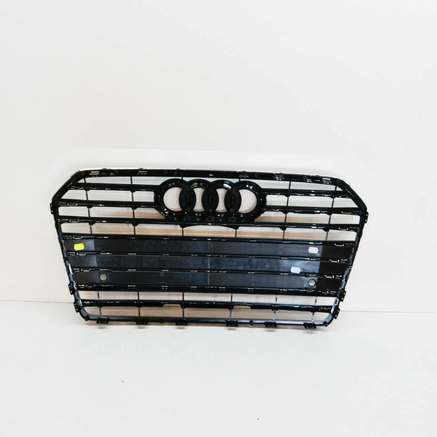 NEW AUDI A6 C7 FRONT BUMPER RADIATOR GRILLE 4G0853651AG T94