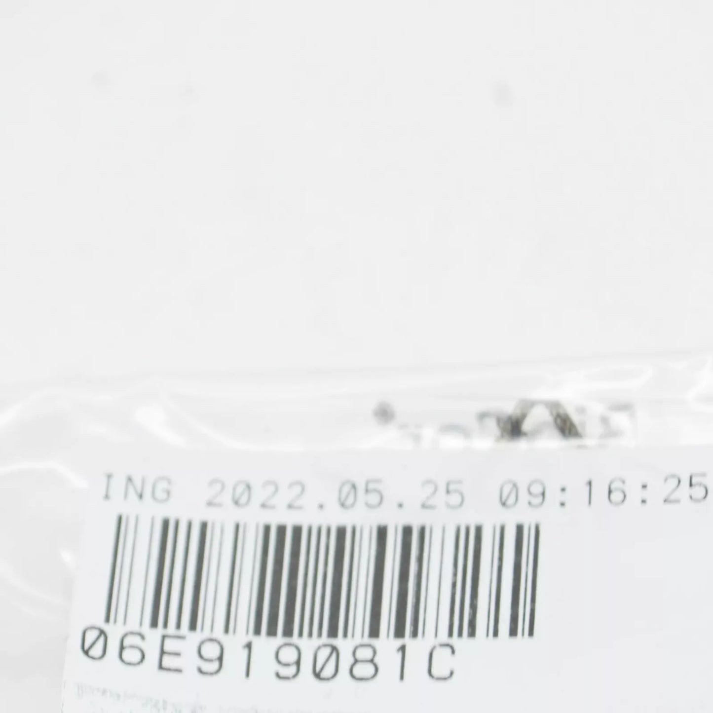 NEW AUDI A4 B8 OIL PRESSURE SENSOR 06E919081C ORIGINAL