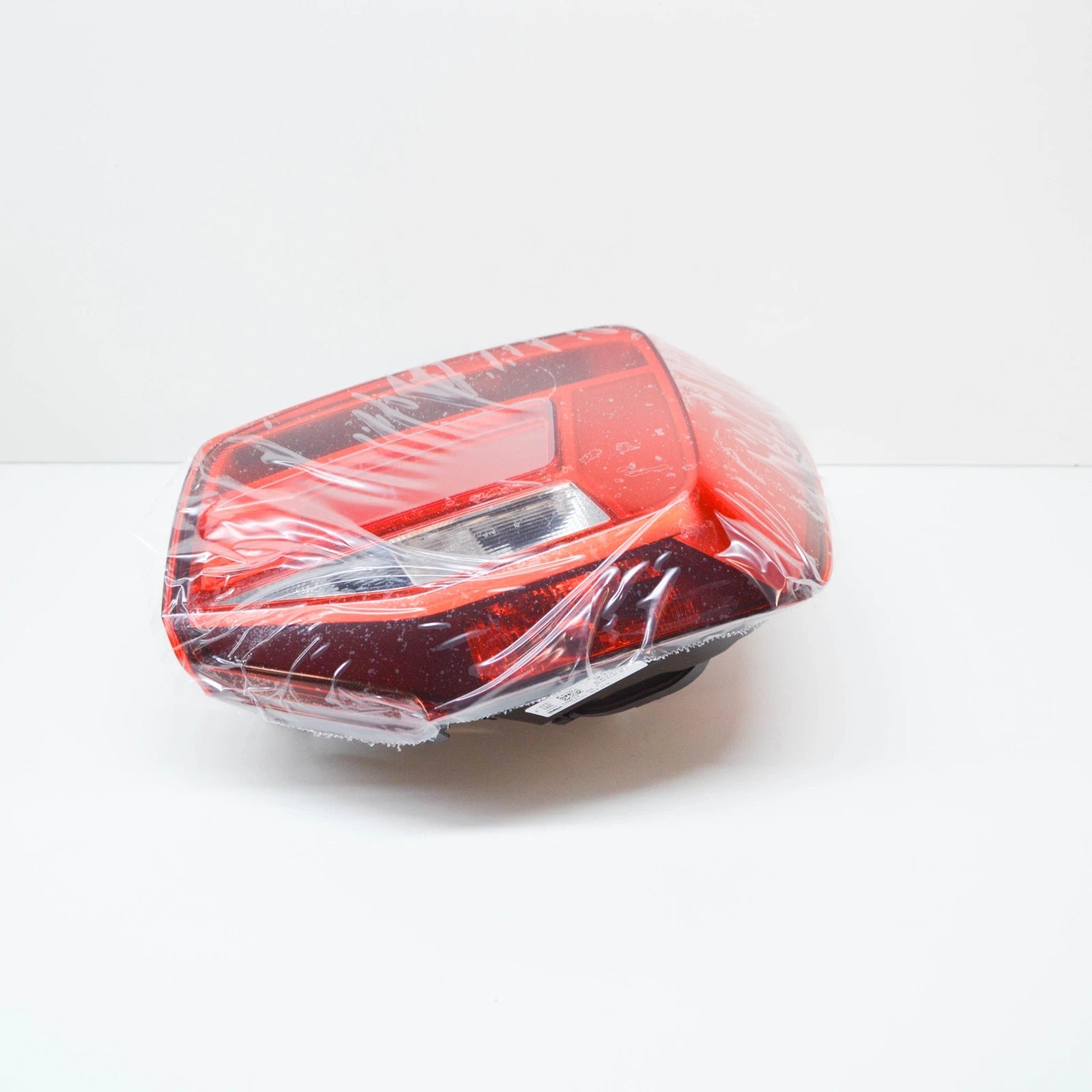 NEW AUDI Q2 GA REAR RIGHT TAILLIGHT 81A945070C ORIGINAL