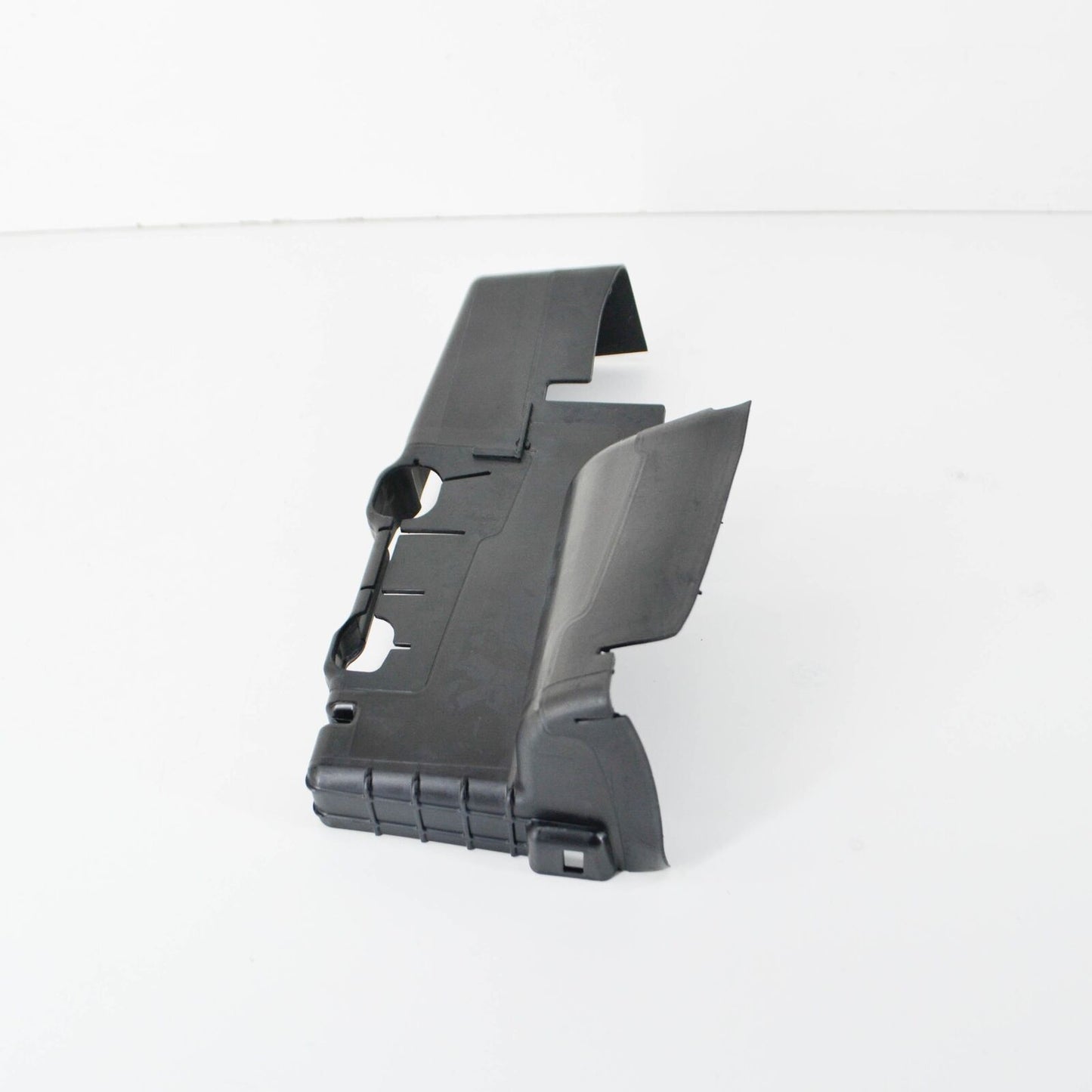 NEW AUDI Q3 F3 RADIATOR RIGHT AIR GUIDE 83A121284J ORIGINAL