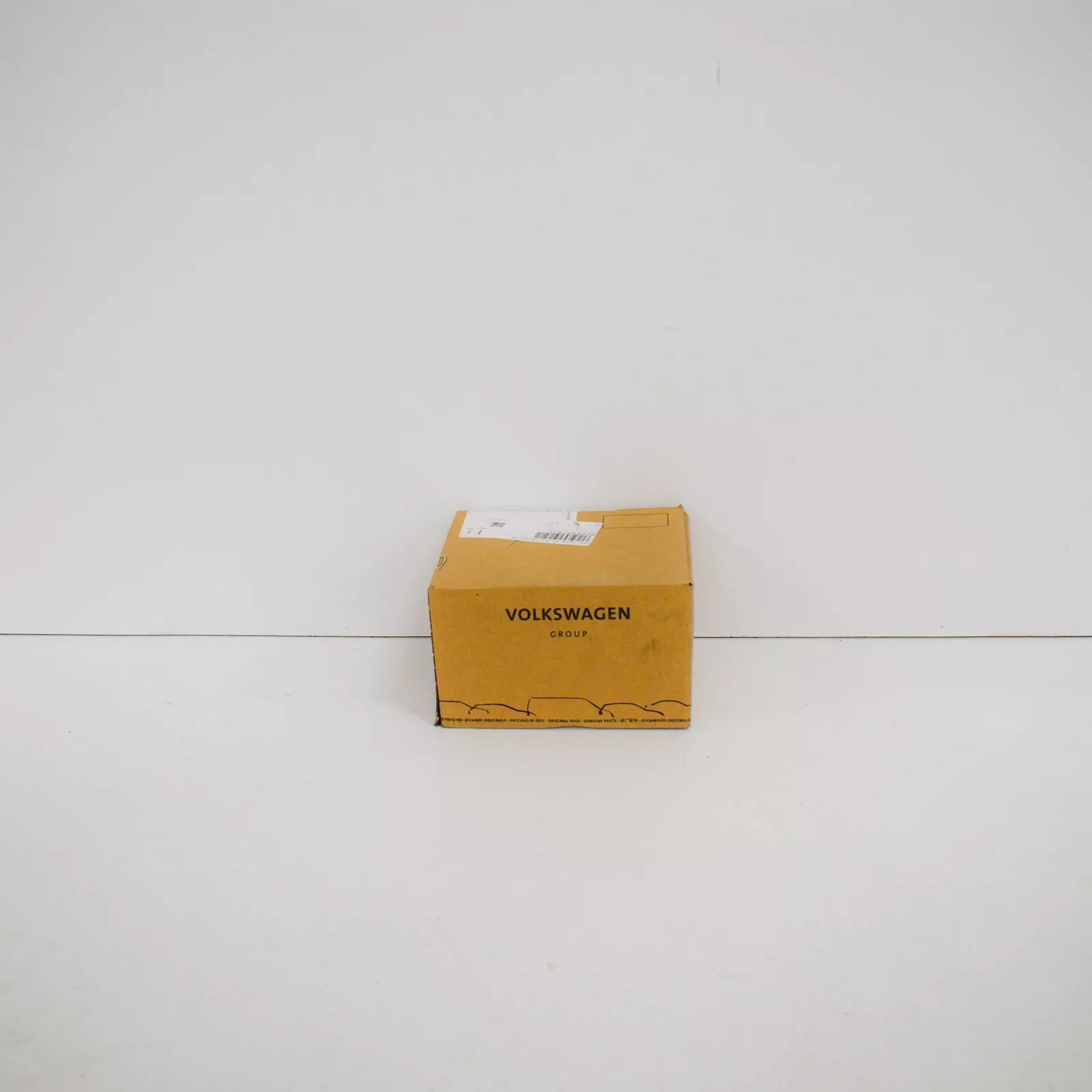 NEW AUDI A3 RS3 SPORTBACK 8V FRONT BRAKE PAD SET 8V0698151L ORIGINAL